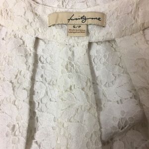 white lace dress small petite